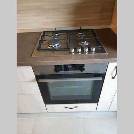 דירות בוקרשט Confort Studio With A Marvelous Kitchen מראה חיצוני תמונה